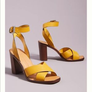 Dolce Vita Nala Heeled Sandal with Ankle Buckle Mustard Leather Brown Sole Sz8